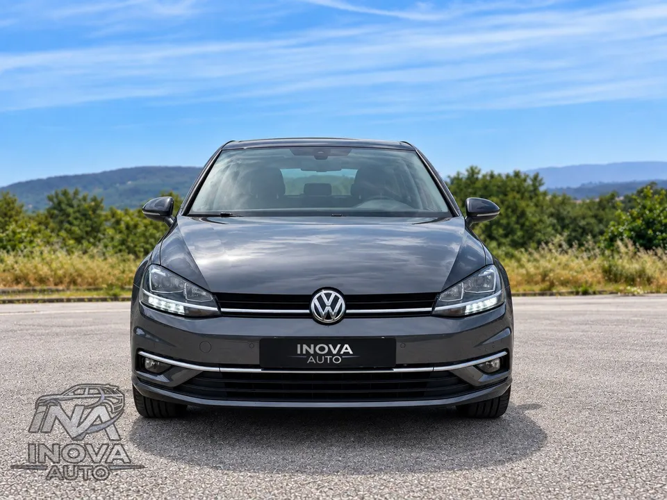 VOLKSWAGEN GOLF — fotografia 1 de 9